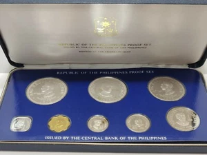 1975 COINAGE OF THE PHILLIPPINES PROOF SET OF 8 COINS - Picture 1 of 8