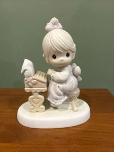Precious Moments "You Are The Type I Love" #523542 Girl Typing 1991 Enesco - Picture 1 of 9