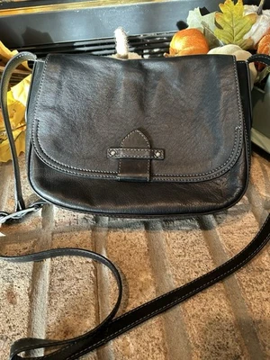 Bandolera Frye de cuero negro Foto 1 de 4