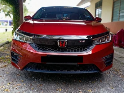 Estilo Genuino 2 piezas Rojo Negro Delantero Trasero Rojo Emblema Insignia Civic Sedán 2016-2023 Foto 1 de 4