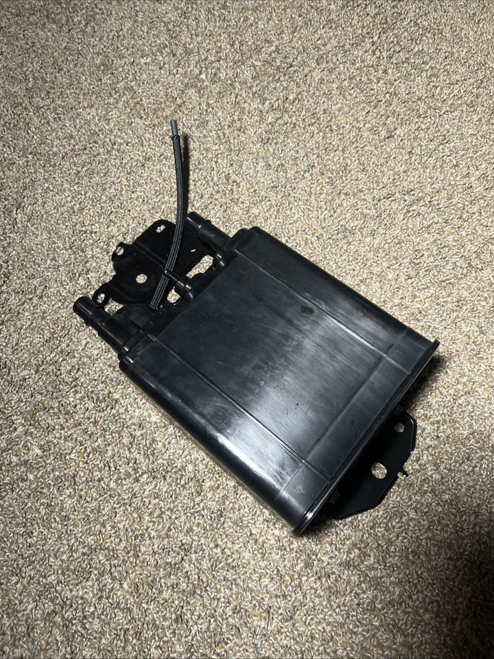 Vasilha de carbono para Toyota Camry 2003-2006 2.4l NOVA - Imagem 1 de 4