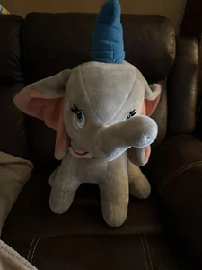 Vintage Disney Dumbo Plush 24 Inches 1980s - Picture 1 of 5