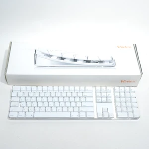 Apple A1016 Wireless Full Size Bluetooth Keyboard for MAC/PC - Tested Excellent! - Picture 1 of 14