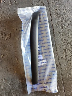 2004 Volvo S60 передний бампер внешний молдинг 9484011 RH (передний правый) пассажирский США - Изображение 1 из 3