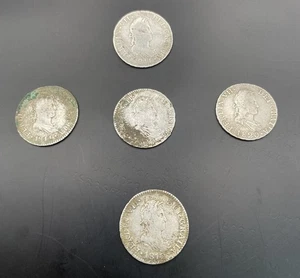ESPAÑA FERNANDO VII 2 REALES PLATA LOTE DE MONEDAS DEL AÑO 1811 1812 Y 1820 - Foto 1 di 2