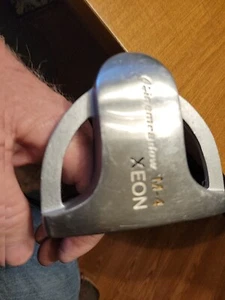 Pinemeadows Xeon M-4 3 Dot Putter. Right Hand - Picture 1 of 12