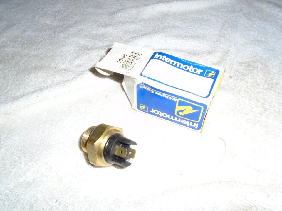Intermotor Radfan Peugeot 204, 304, 404, 504, 604, J7, J9 NOS - Imagem 1 de 1