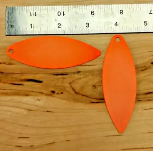 Hojas giratorias de sauce talla 7 rojas - Brillan en la oscuridad - Fosforescentes - Paquete de 10 - Imagen 1 de 2