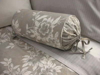 NUEVO Personalizado Ralph Lauren Odeon Gris Floral Cuello Almohada Rollo Foto 1 de 4