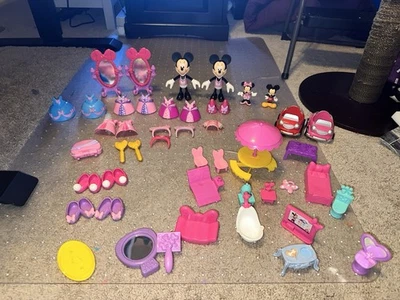 Mattel Disney Minnie Mouse 2010 estilo Snap N’ muñecas de vestir juguete con extras Foto 1 de 4