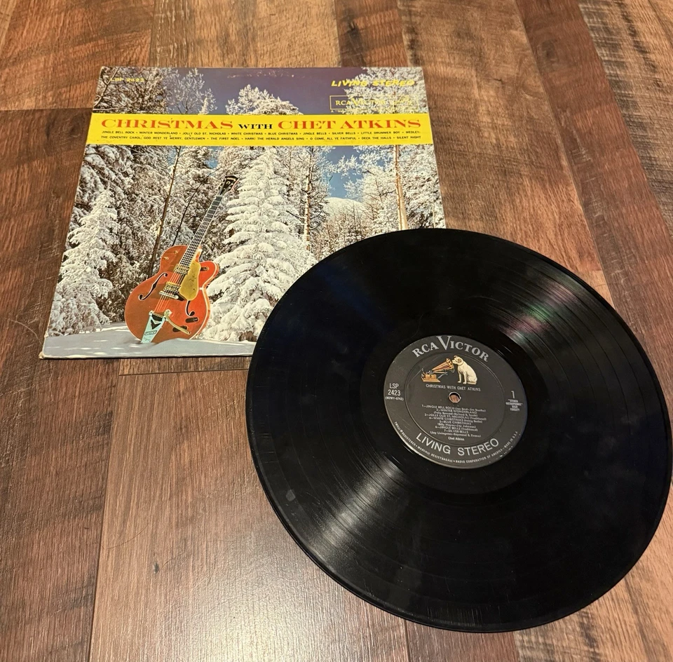 CHRISTMAS With Chet Atkins LIVING STEREO 1961 Holiday Essential LP - Image 1 of 3