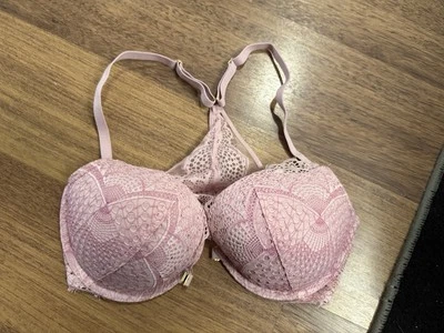 Sujetador push up cierre frontal La Senza 34D encaje púrpura Foto 1 de 3