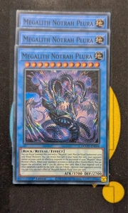 DOOD-DE034 Megalith Notrah Plura x3 Super Rare 1. Auflage YuGiOh Playset - Bild 1 von 3