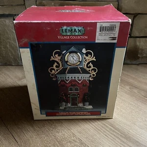 LEMAX Weihnachtsdorf Porcelain Town Clock Tower 1999 Nr. 94404A Bedarfsbatterie - Bild 1 von 10