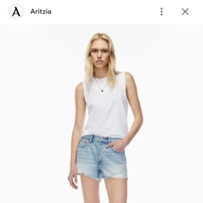 Pantalones Cortos Jean Aritzia Talula Lavado Ligero - Talla 26 En Excelente Estado Foto 1 de 4