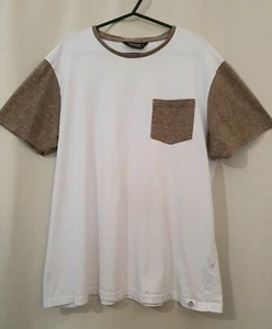 Mens Size XL Short Sleeve White T-Shirt (Slight Little Mark Shown in Pictures) - Picture 1 of 6
