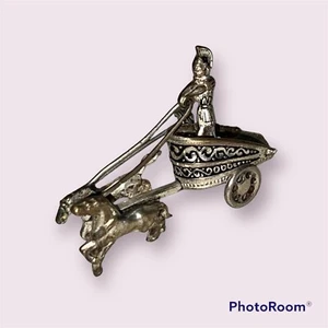 Vintage Sterling Silver 925 Damascene Brooch Pin Roman Soldier  in Chariot drawn - Picture 1 of 4