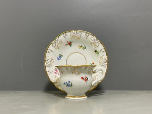 Meissen Gedeck Tasse UT Goldene Blattreliefs Streublümchen Blumen Gold 1.Wahl - Bild 1 von 24