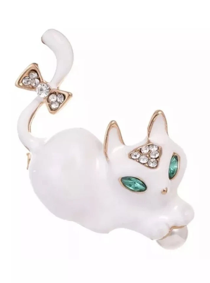 Betsey Johnson Gold Tone Rhinestone White Kitty Cat Pin Brooch NWT - Image 1 of 4
