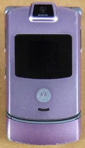 Motorola RAZR V3m - Pink and Silver ( Verizon ) Very Rare Flip Phone - Picture 1 of 3