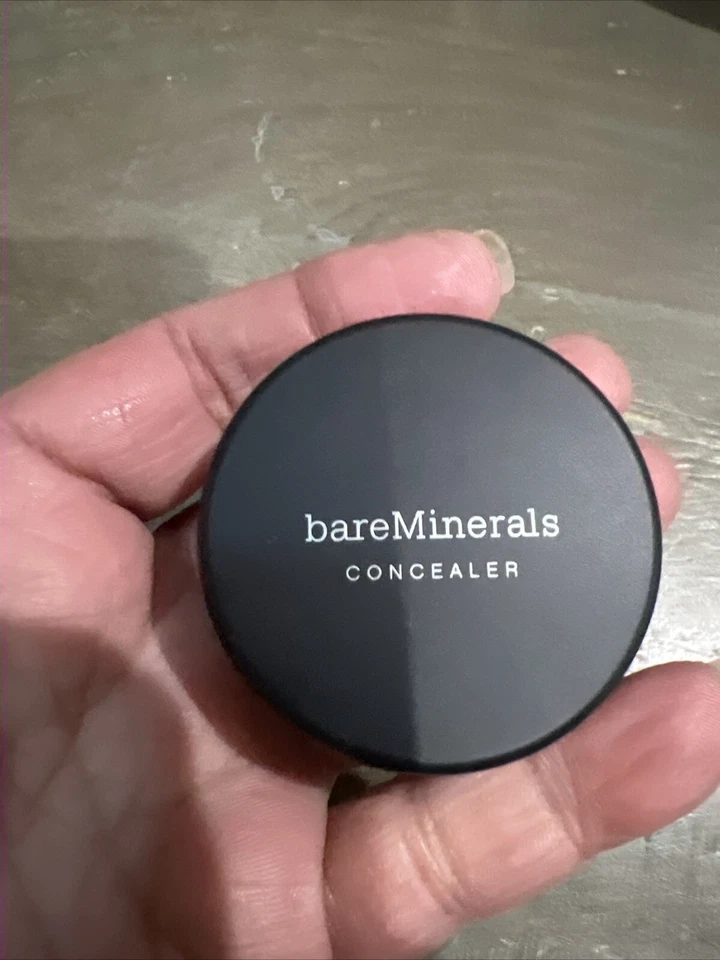 bareMinerals Multi-Tasking Concealer SPF 20 2g 0.07 oz- HONEY BISQUE - Image 1 of 4