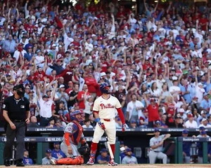 Kyle Schwarber 2024 NLDS Leadoff Home Run Philadelphia Phillies 8x10 MLB Photo - Picture 1 of 1