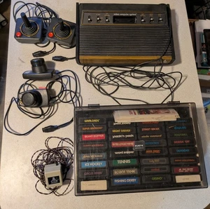 Atari 2600 "woody" Bundle w/Console, 32Games, Savoy GameCase, Joysticks&Paddles  - Picture 1 of 23