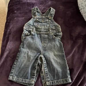 Faded Glory Infant BlueJean Overalls Snap For Quick Change 12 Months - Picture 1 of 4