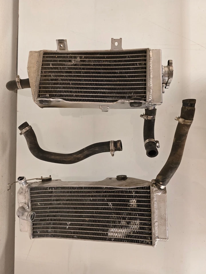 Conjuntos de radiadores de reposição Honda CRF450X 2006 com mangueiras radiadores - Imagem 1 de 4