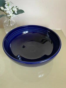 Homer Laughlin Co Fiesta Fiestaware 9-3/8" Bistroschüssel (kobaltblau oder scharlachrot) - Bild 1 von 6