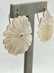 Orecchini Fiore in Oro 14kt con Cammei in Conchiglia Sardonica 35mm Handmade - Imagen 1 de 6