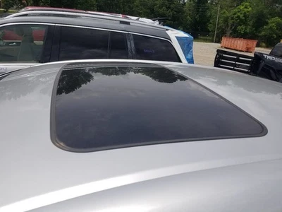 19 2019 LEXUS LS500 SUNROOF GLASS  - Image 1 of 4