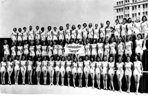 Miss Universe-(1st) 1952 Armi Kuusela & contestants5 (8x12in) publicity photos - Picture 1 of 7