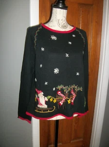 NORTHERN ISLES BLACK CHRISTMAS SCENE SWEATER SIZE LARGE - Picture 1 of 4