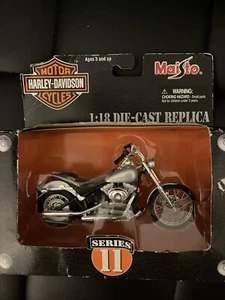 Maisto Harley Davidson 2003 - 1:18 Die Cast Replica - Series 11 - Picture 1 of 8