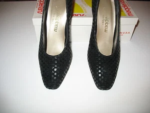 MAGDESIANS - BLACK CHECKERS - 2" HEEL PUMPS - 8 1/2 M - FREE SHIPPING - Picture 1 of 3