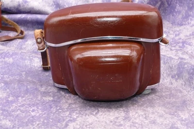 Funda rígida Kodak vintage de cuero 67149 para Retina If y IIf Foto 1 de 4