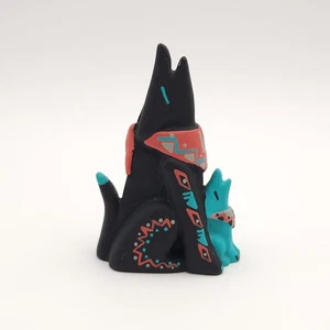 Southwest Heritage Howling Wolf Pottery Small Figurine Art Black Blue Animals - Picture 1 of 17