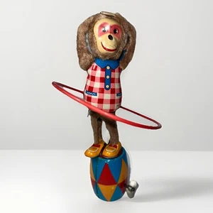 Giocattolo giocattolo HULA HOOP MONKEY anni 50 Giappone Charlie lo scimpanzé giocattolo di latta avvolgibile - Foto 1 di 9