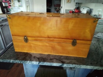 Caja de cebo de pesca de madera vintage muy bonita 26" L x 13,5" H x 9,5" D Foto 1 de 4