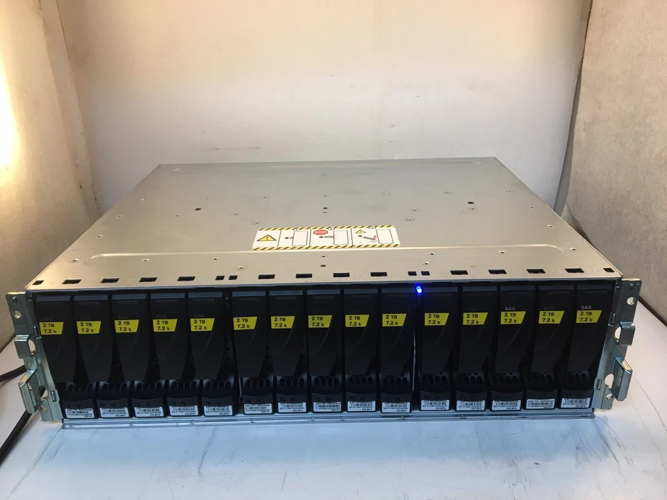 EMC KTN-STL3 15- bays No HDs, HD Caddies are  Included See description - Image 1 of 4