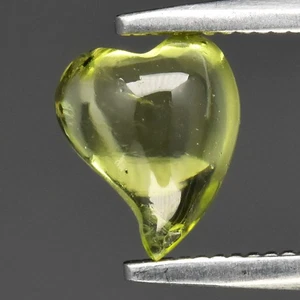 💎 0.67ct 6.3x5.3mm Fancy Cabochon Natural Green Peridot - Untreated Burma Gem - Picture 1 of 4