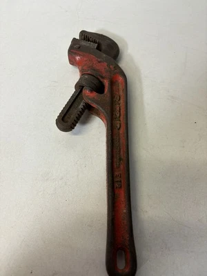 RIGID Model E-12 Heavy Duty End Pipe Wrench, 12", 2" Capacity, Steel - Image 1 of 3