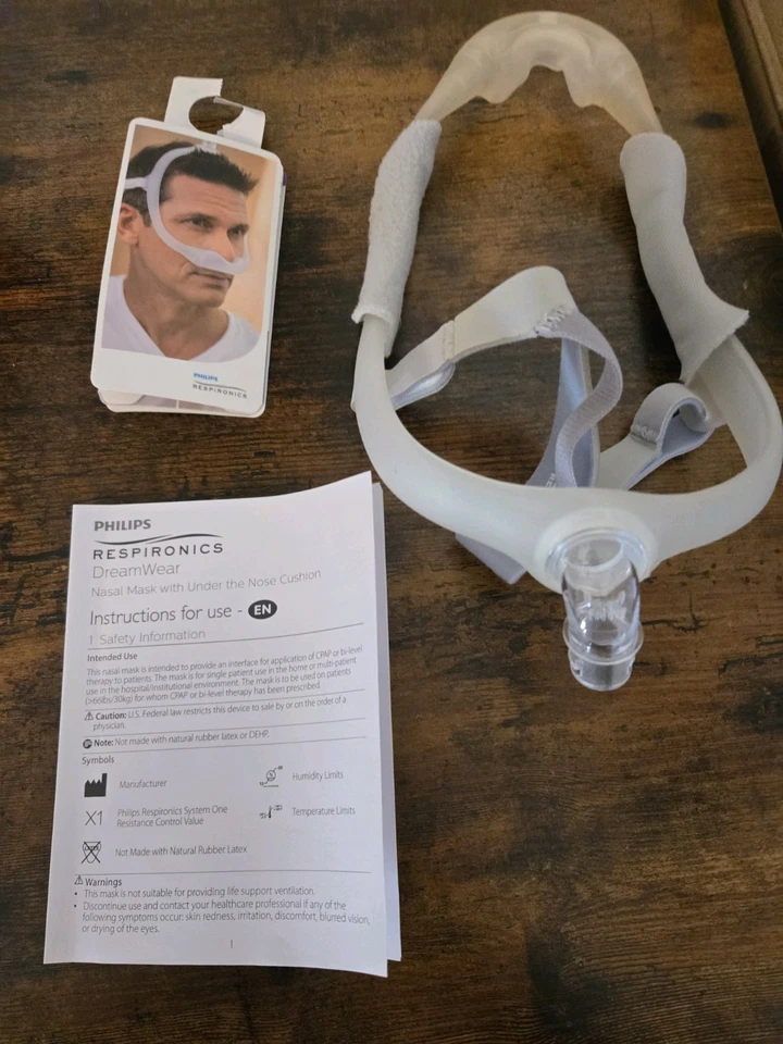 Mascarilla nasal con arnés Phillips Respironics DreamWear Foto 1 de 1