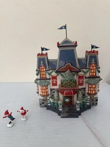 Dept 56 “Glacier Park Pavilion” #56745 North Pole Series 2002 Holiday READ DESC - Picture 1 of 7