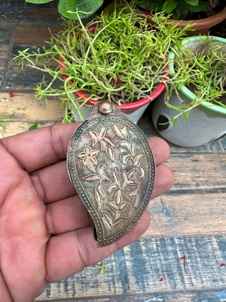 1800'Rara caixa de rapé antiga esculpida em cobre em forma de manga limão - Imagem 1 de 4