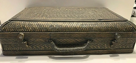 Vintage Woven Rattan Lacquer Suitcase Storage Decorative Basket Fish Latch Cover