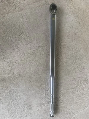 Микрометрический динамометрический ключ PROTO J6020AB ножной фунт 3/4 дюйма привод 120–600 футов - Изображение 1 из 4