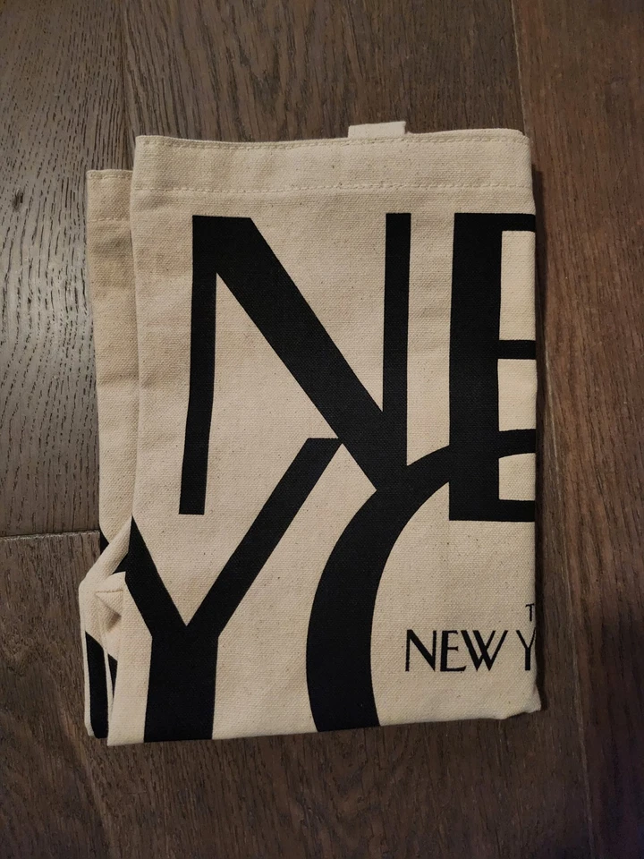 The New Yorker Magazine Canvas Tote Bag - Brand New w/o tags - Image 1 of 2