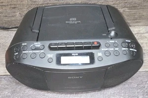 Sony CFD-S70 Lecteur CD Stéréo Enregistreur Cassette Radio AM/FM Boombox Testé Fonctionne - Photo 1/17